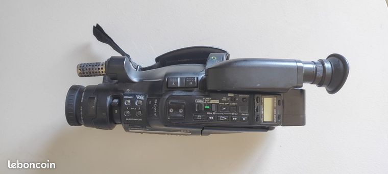 SONY CCD-F550E HANDYCAM Caméscope camera Video 8 EUR 15,00 - FR