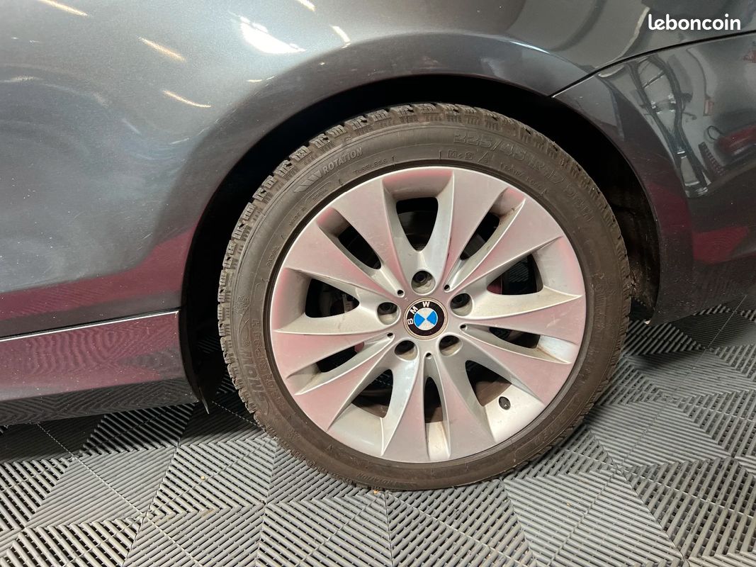 BMW SERIE 1 CABRIOLET E88 LCI 118d 143 ch Edition Exclusive (image 46)