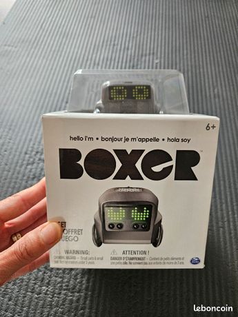 Robot interactif Boxer Robot avec personnalité attachante et