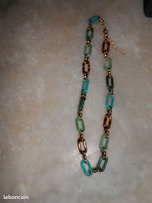 COLLIER BLEU VERT de LA FEE MARABOUTEE - NEUF (image 3)