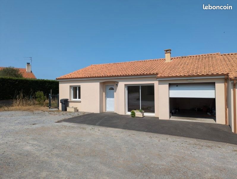 Maison 5 pièces 83 m² · à Montrevault-sur-Èvre · 83 m² · 900 €