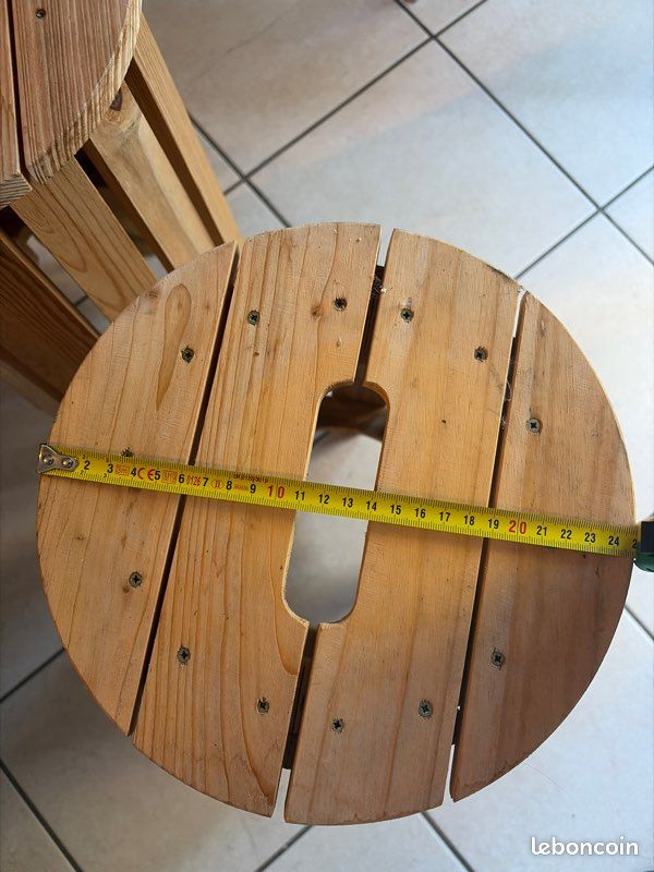 Tabouret fait main (image 3)