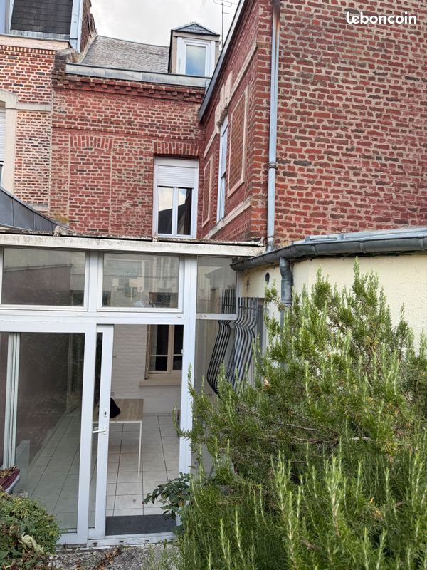 Maison 6 pièces 143 m² · à Saint-Quentin · 143 m² · 120 000 €