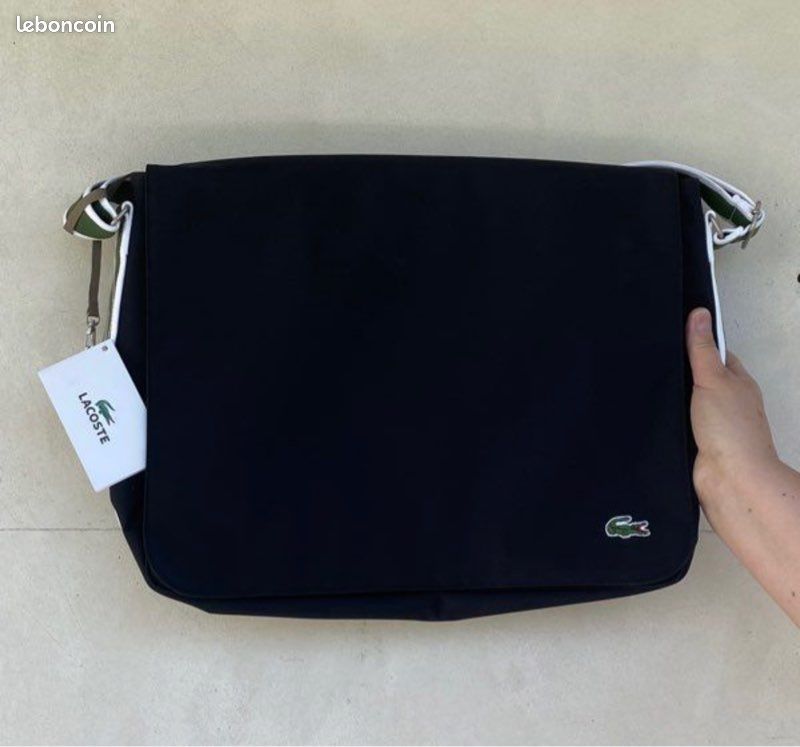 Sac Lacoste (image 2)
