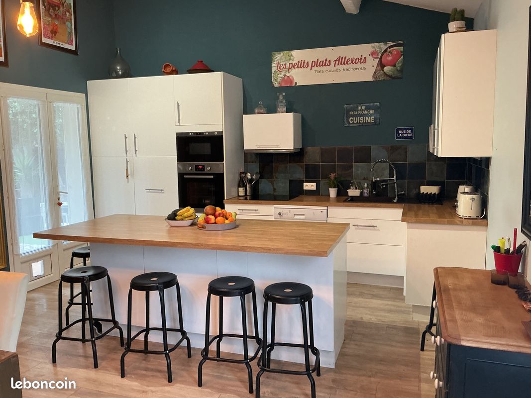 Maison 4 pièces 120 m² · à La Seyne-sur-Mer · 120 m² · 1 750 €