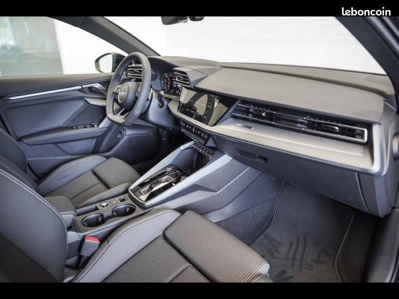 Audi A3 Sportback 45 TFSI e 272ch PHEV S line S tronic 6 (image 11)