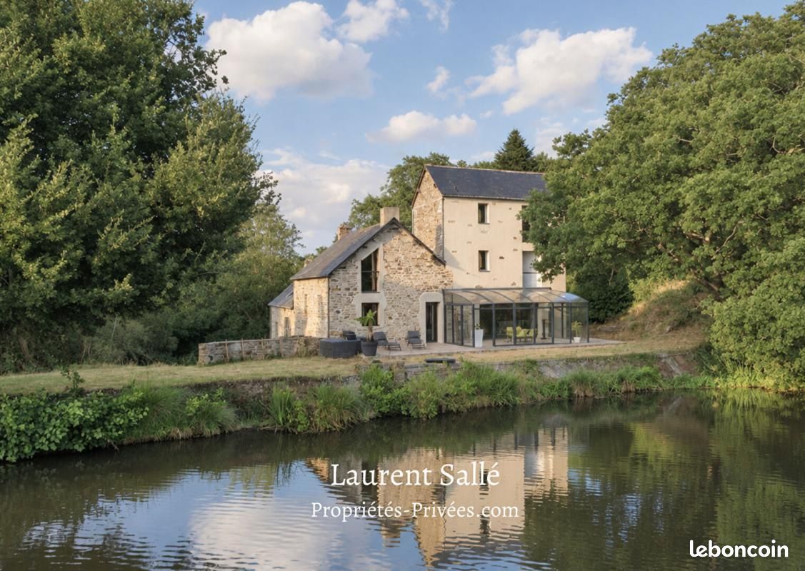 Maison 9 pièces 330 m² · à Saint-Dolay · 330 m² · 950 000 €