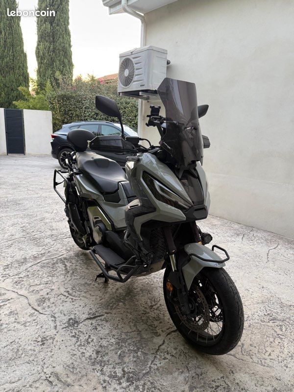 Honda x-adv 750 - 2023 (image 2)