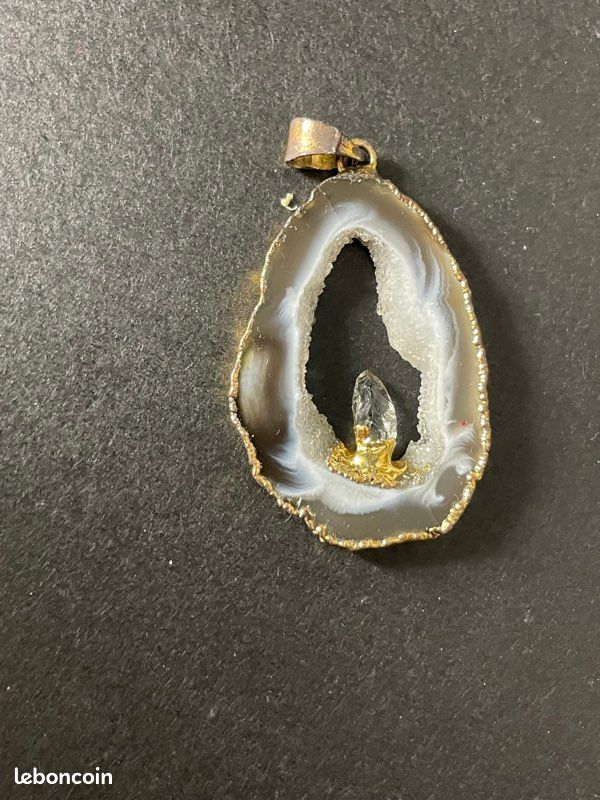 Pendentif tranche Agathe et cristal de roche (image 1)