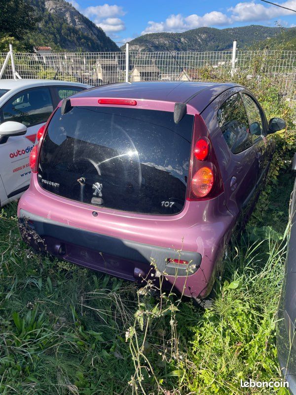 Pieces peugeot 107 (image 1)