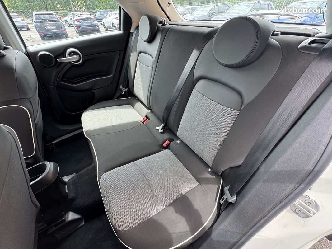 Fiat 500X 1.6 E-TORQ 110CH LOUNGE (image 9)