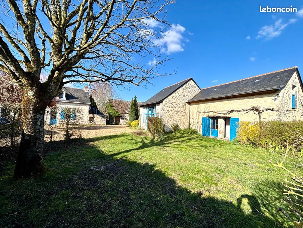 Maison 10 pièces 235 m² · à Baugé-en-Anjou · 235 m² · 280 000 €