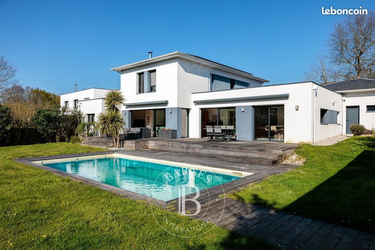 Maison 8 pièces 214 m² · à Carquefou · 214 m² · 1 195 000 €