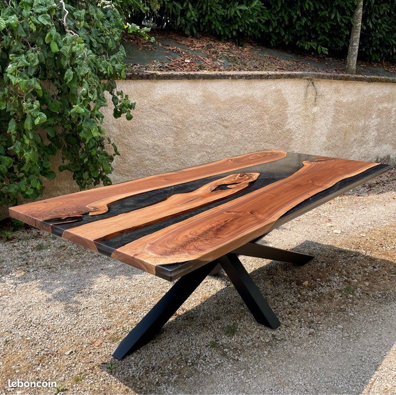 Réalisation table riviere mobilier bois résine epoxy (image 6)