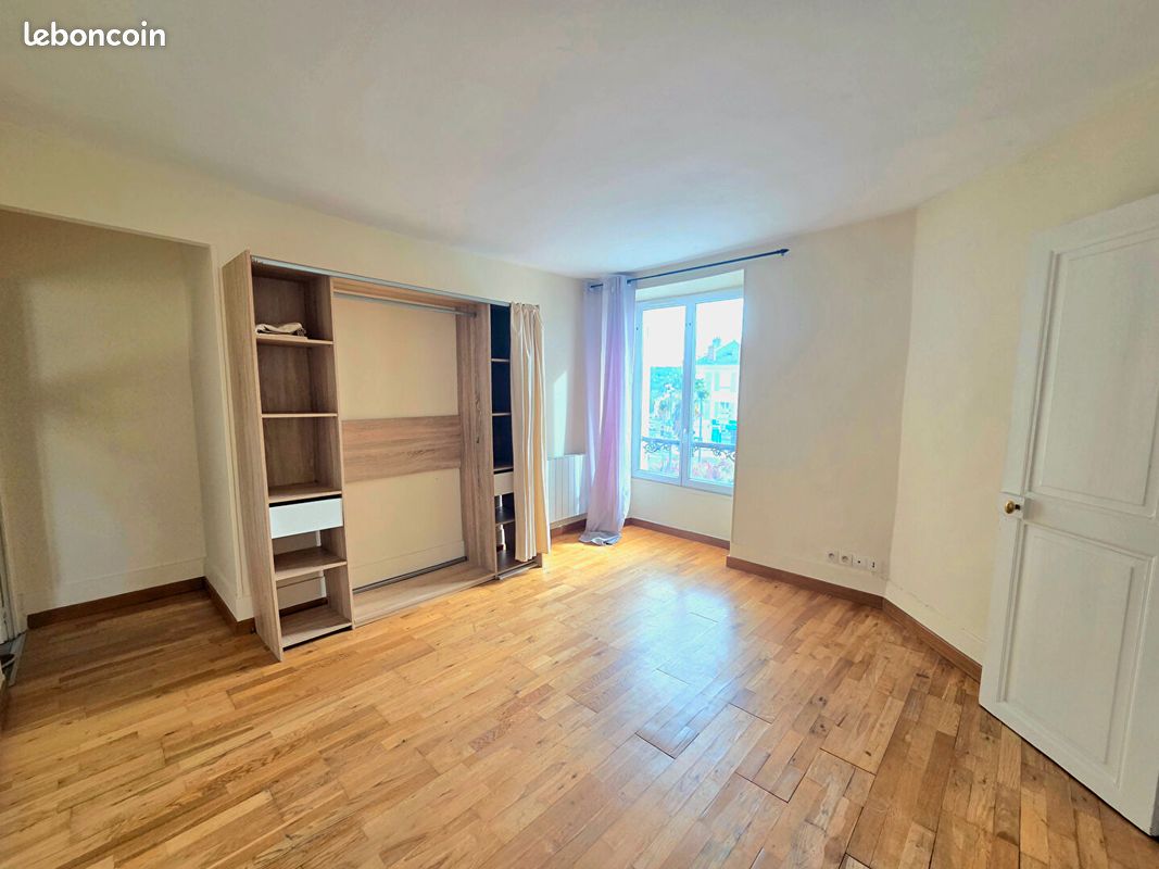 Appartement 1 pièce 23 m² · à Orsay · 23 m² · 750 €/mois