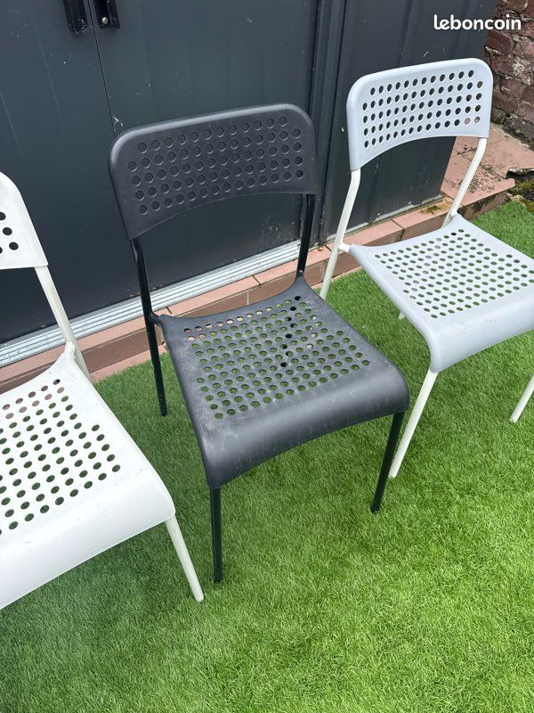 4 chaises de jardin (image 4)