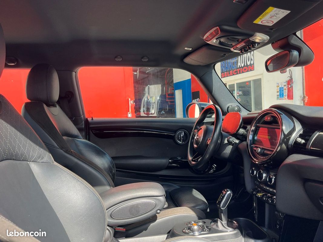 Mini Mini COOPER SE 184 CHEVAUX ÉLÉCTRIQUE - FULL OPTIONS | RÉVISÉE ET GARANTIE DE 12 MOIS EN EUROPE (image 24)