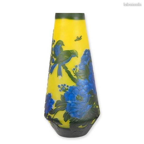 Vase En Patte De Verre Signe Galle 44 Cm - Antiquités