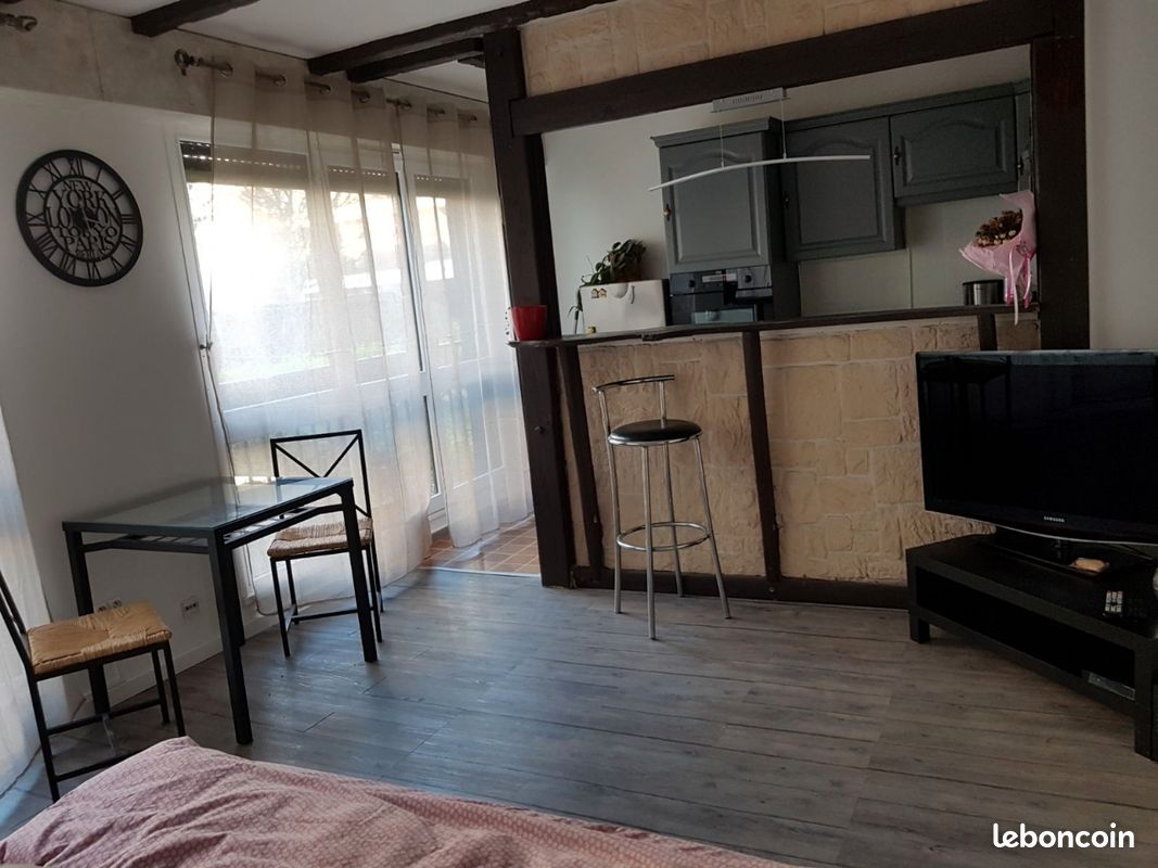 Appartement 1 pièce 31 m² · aux Ulis · 31 m² · 820 €/mois