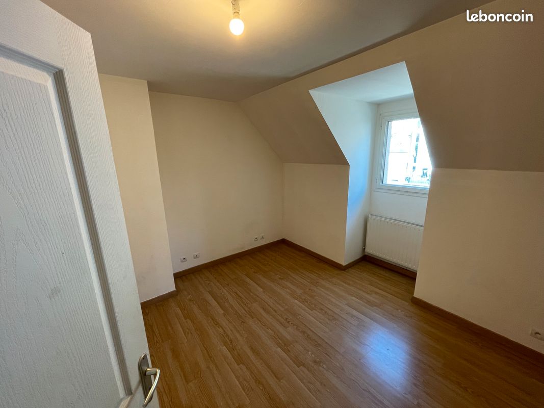 Maison 5 pieces de 135m² barentin centre (image 7)