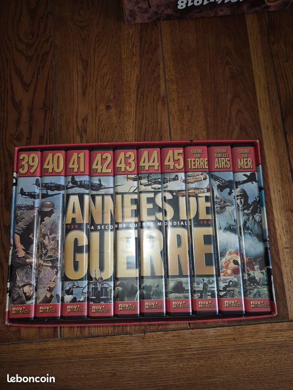 Coffret VHS (image 1)