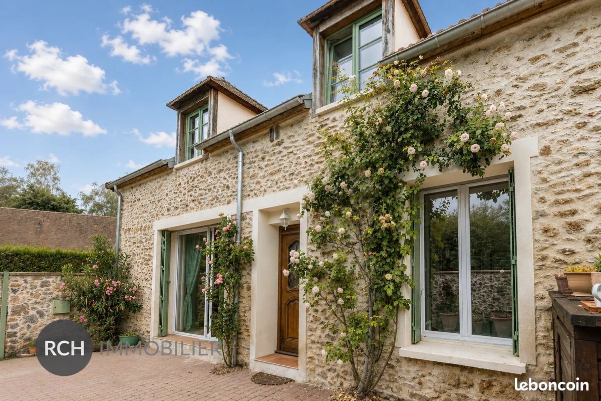 Maison 4 pièces 107 m² · à Montfort-l'Amaury · 107 m² · 450 000 €