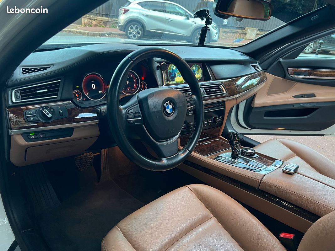 BMW 730Li F02 3.0L N52 Rare & Full Option (image 3)