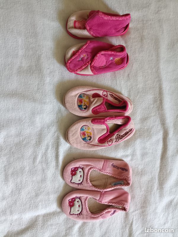 Lot de chaussons fille (image 1)
