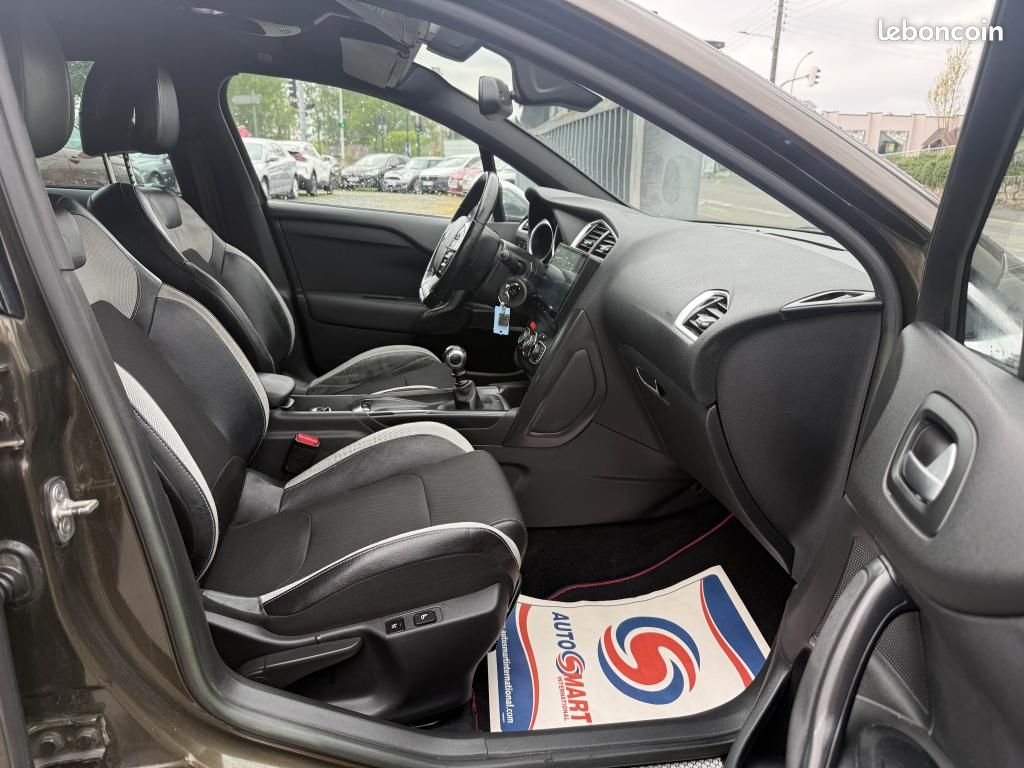 DS DS4 1.6 e-HDi FAP - 115 So Chic clim + Radar AR (image 12)