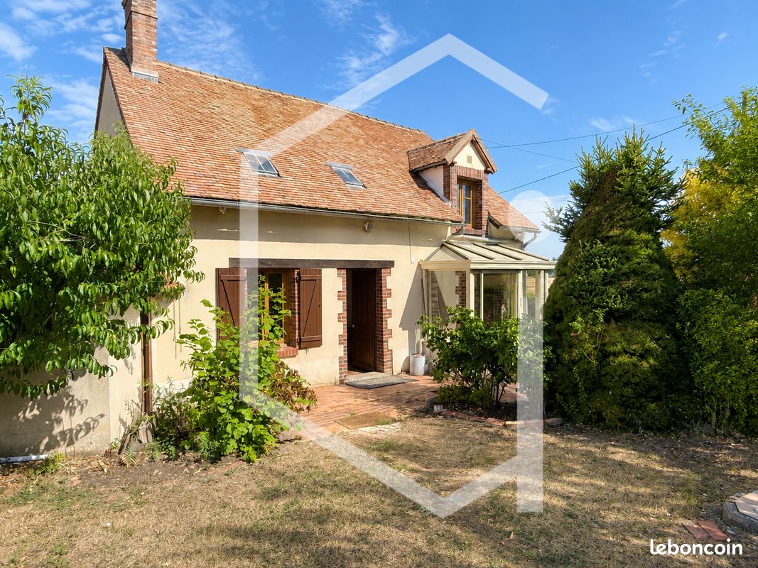 Maison 4 pièces 95 m² · à Aillant-sur-Milleron · 95 m² · 99 000 €