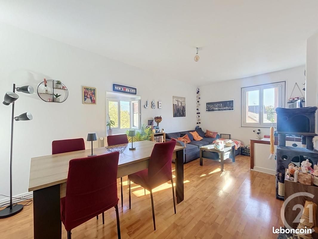 Appartement 4 pièces 70 m² · à Varennes-sur-Allier · 70 m² · 560 €/mois