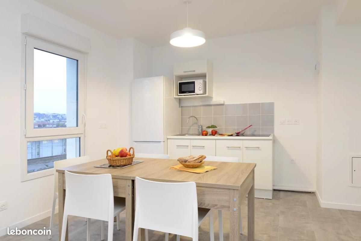 Appartement 5 pièces 73 m² · à Lyon · 73 m² · 402 €/mois