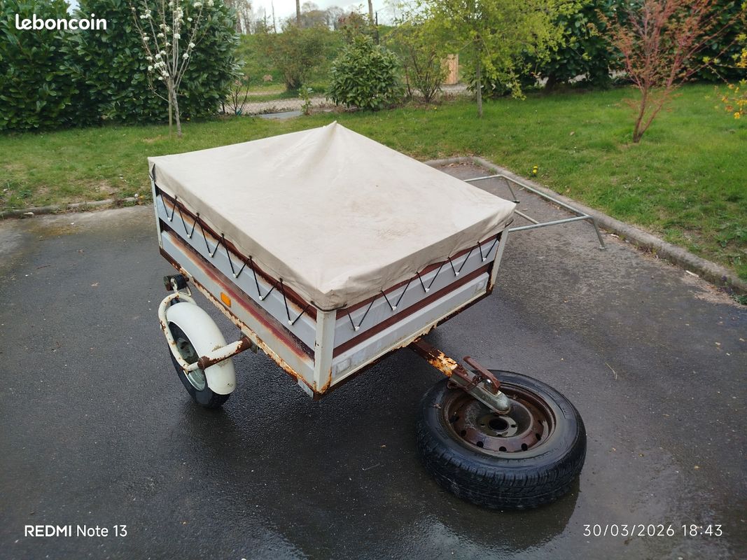 Remorque ERKA avec 2 bâches prête à rouler
À venir récupérer sur place (image 3)