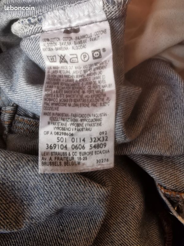 Jean Levi's 501 W32 L32, 100 % coton, a déjà beaucoup vécu mais peut encore servir longtemps car qualité supérieure, 100 % coton, sans élasthanne (image 7)