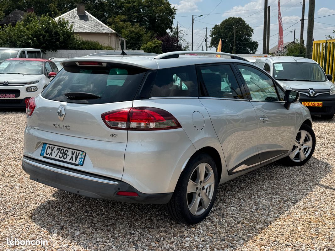 Renault clio iv estate (image 2)