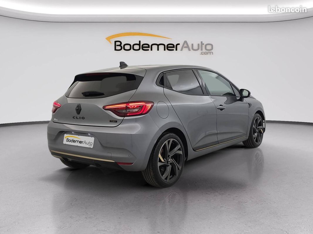RENAULT Clio E-Tech full hybrid 145 Engineered (image 5)