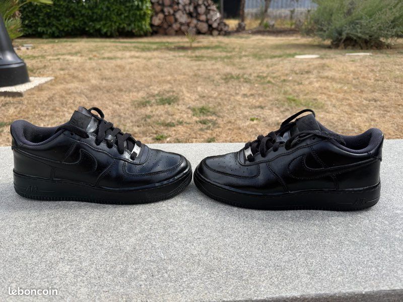 Nike Air Force 1 taille 39 (image 2)