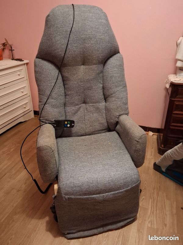 Fauteuil électrique (image 1)