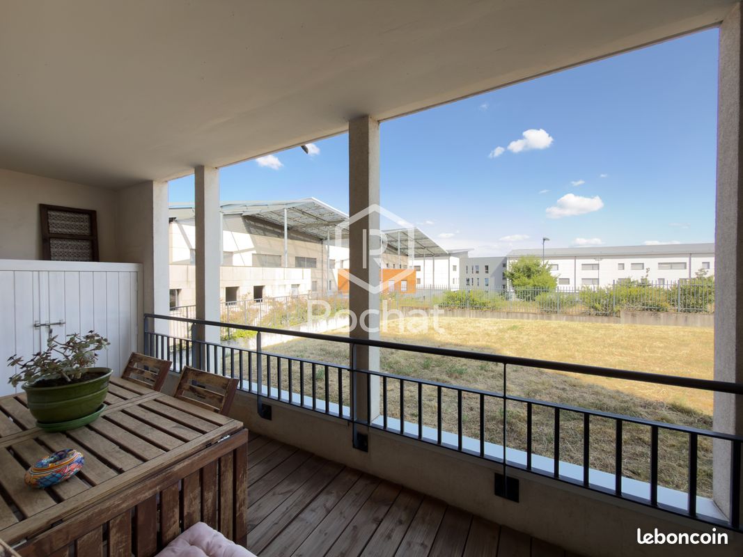 Appartement 2 pièces 38 m² · à Vénissieux · 38 m² · 22 330 €
