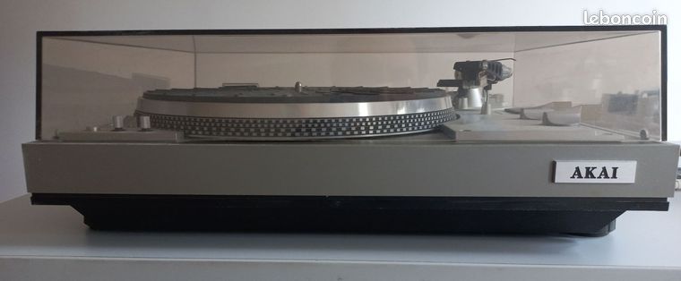PLATINE VINYL AKAI Ap-M670, full automatic player, 33 et 45 trs -courroie EUR 109,99 - FR