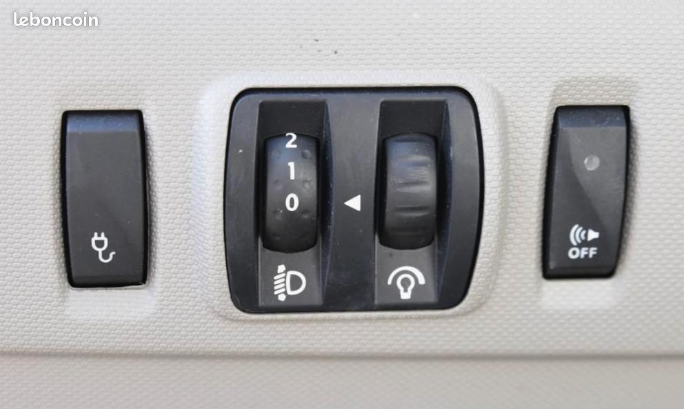 RENAULT ZOE R90 - 92ch - Finition Zen - Batterie en Location SOH 94% - Garantie 12 Mois (image 32)