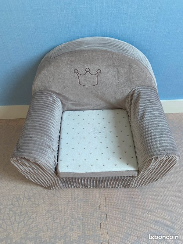 Petit fauteuil enfant NATTOU beige en très bon état (image 1)