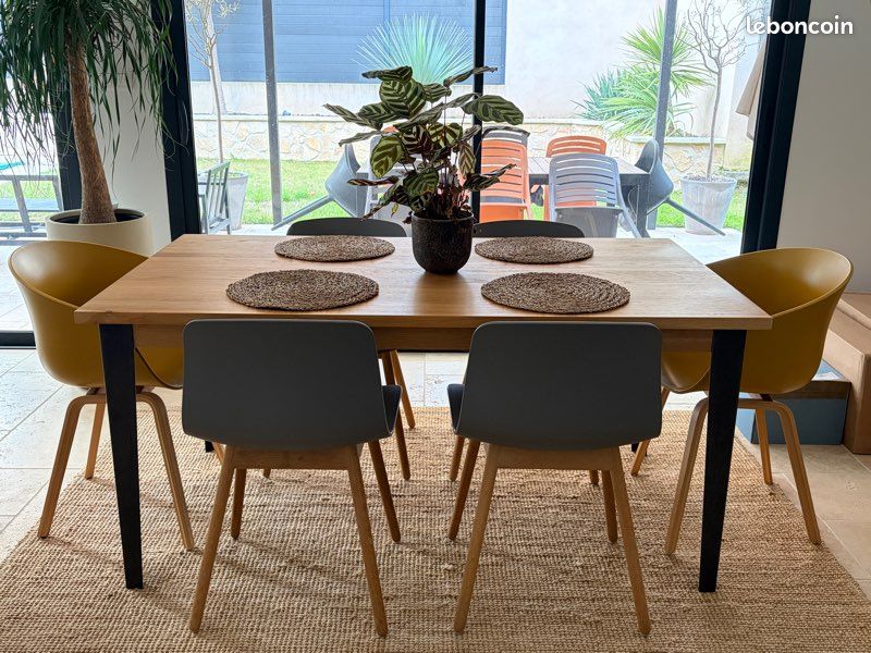 Table Salle à manger chêne massif + 6 chaises - Ameublement