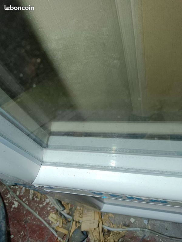 Porte fenêtre double vitrage neuve PVC (image 5)