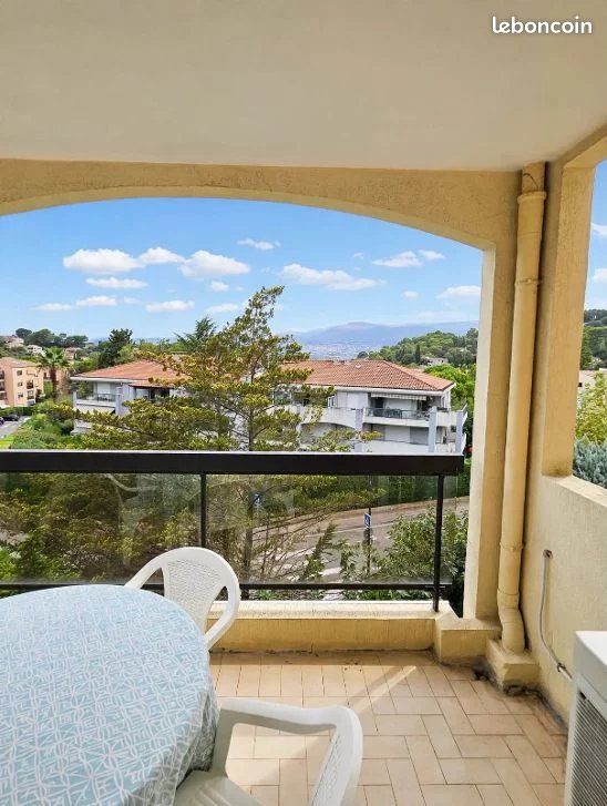 Appartement 3 pièces 70 m² · à Mougins · 70 m² · 1 535 €/mois