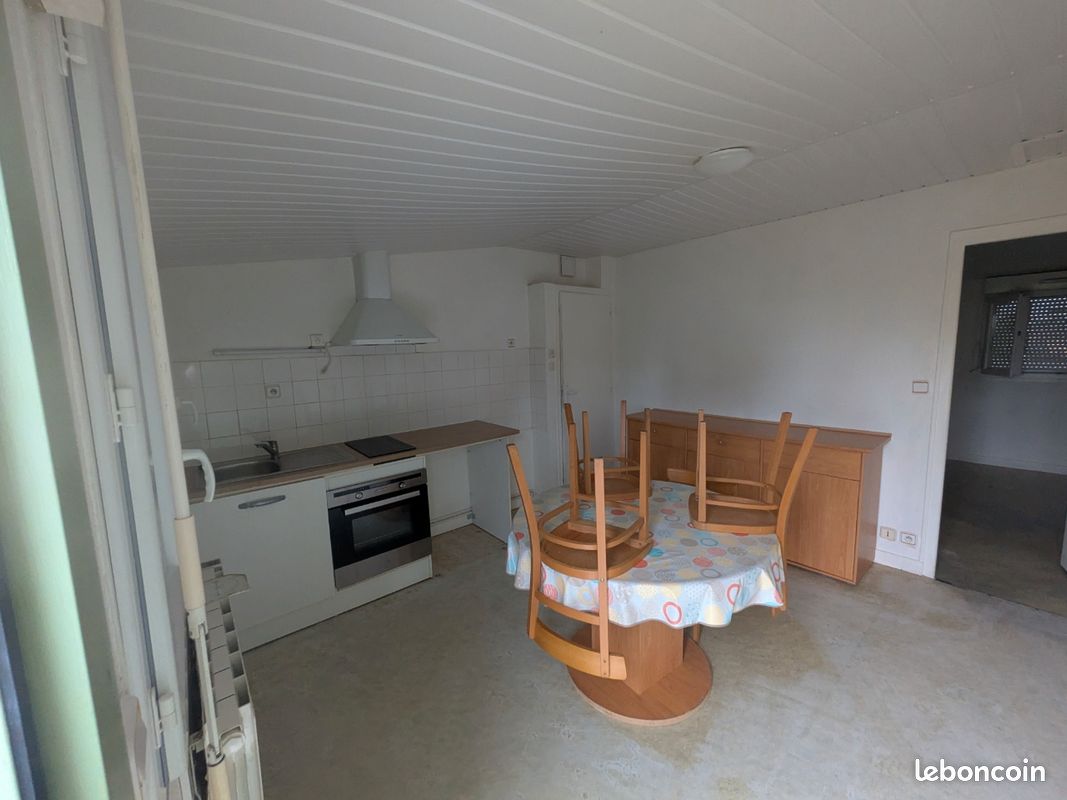 Appartement 1 pièce 30 m² · à Ernée · 30 m² · 350 €/mois