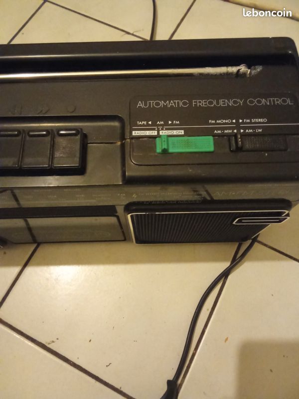 Autoradio à Cassettes RADIOLA Modèle 22 RN 334/28 Avec Console - Occasion - Bon État (Non Testé)