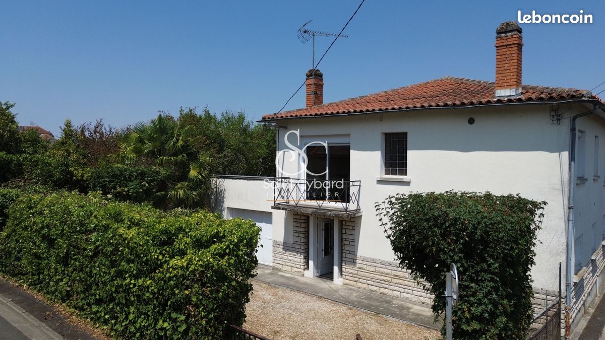 Maison 6 pièces 130 m² · à Angoulême · 130 m² · 143 000 €
