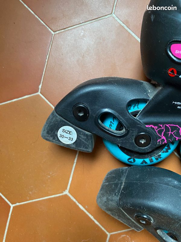 Rollers bon etat enfant taille 30-33 (image 4)