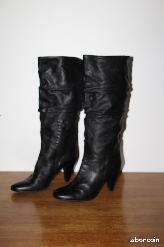 Taille 39 superbes bottes en cuir noir JB Martin (image 1)